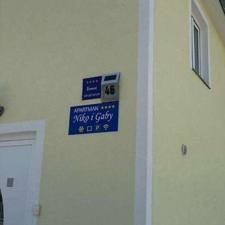 Apartman Niko Und Gaby Vodice Exteriör bild