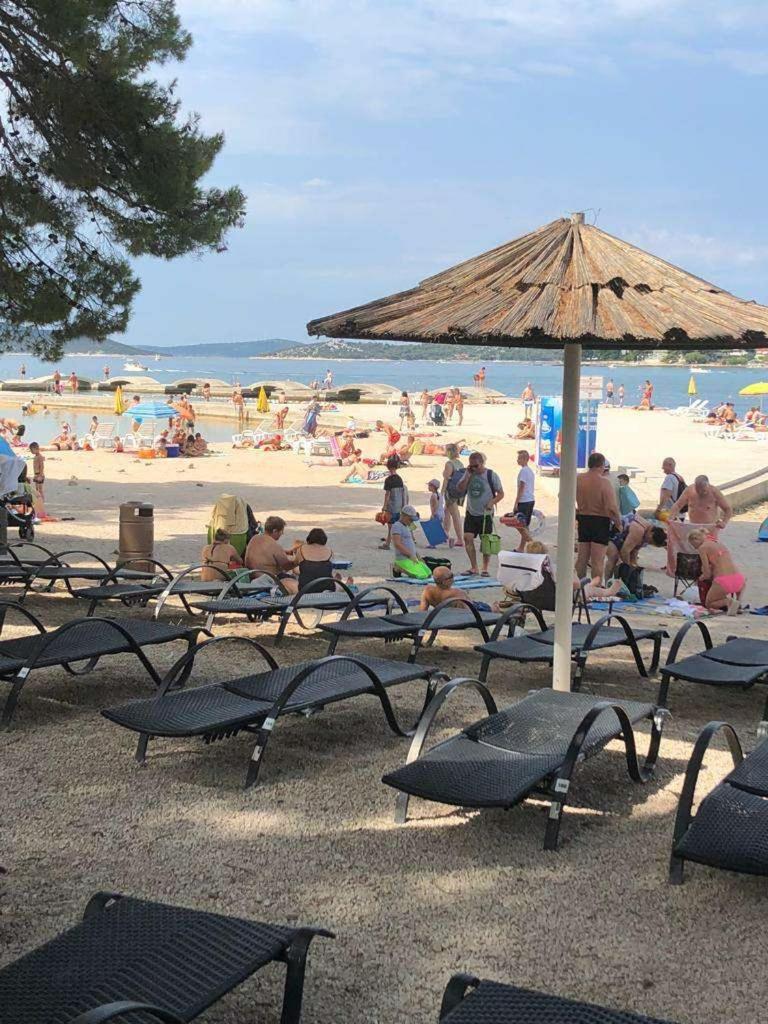 Apartman Niko Und Gaby Vodice Exteriör bild